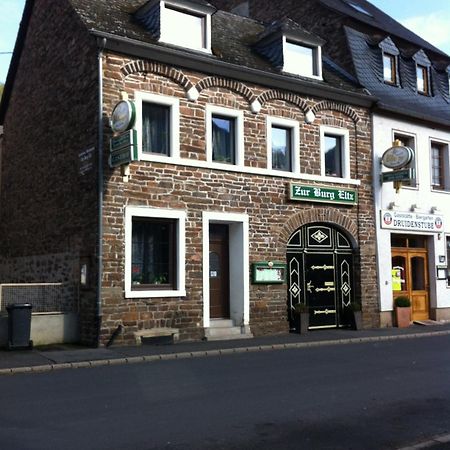 Zur Burg Eltz Hotel Moselkern Ngoại thất bức ảnh